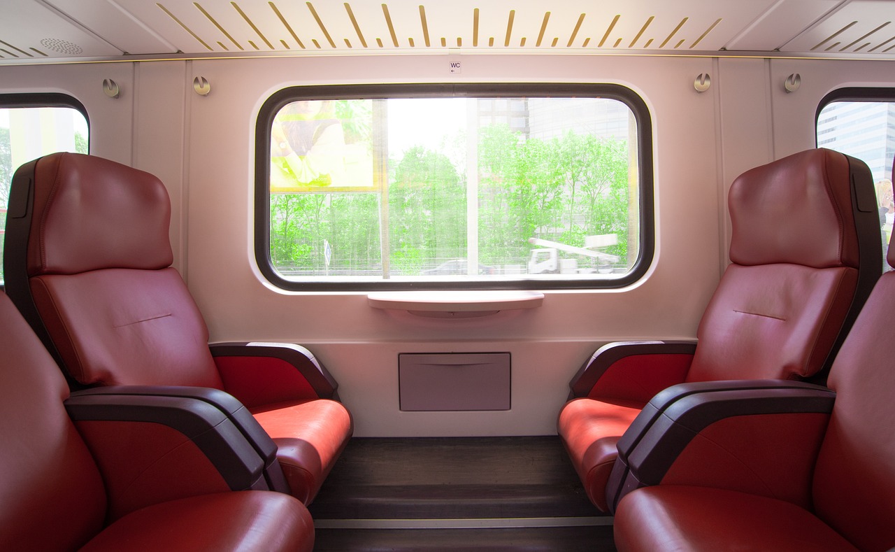 吉利汽車報(bào)價(jià)及圖片大全，最新價(jià)格表匯總