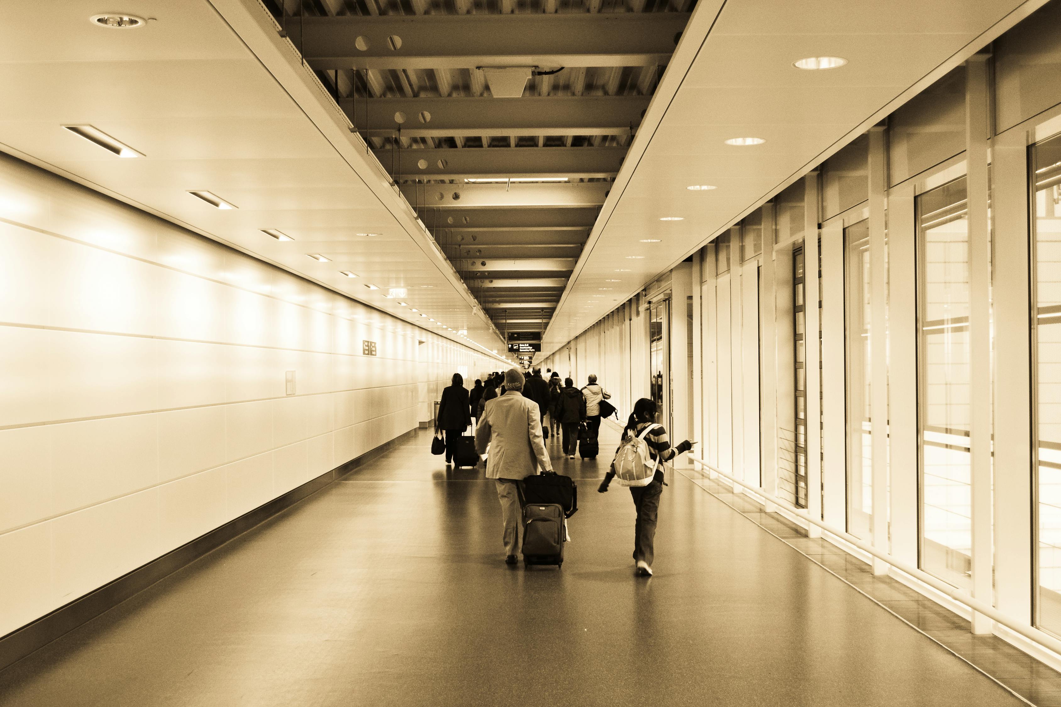 羅蘭機(jī)長招聘信息，開啟航空事業(yè)之旅的大門